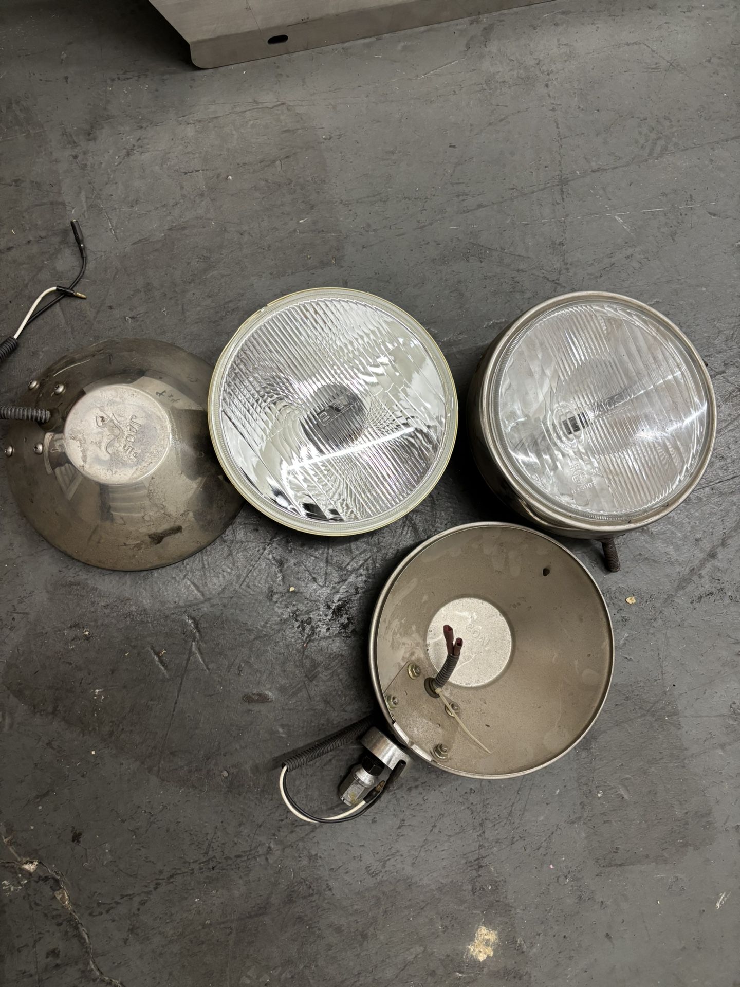 Off-road Lamp Units 