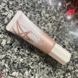 Fenty Beauty Freestyle Highlighter 