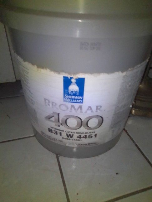 Sherwin-Williams Extra White Interior Latex Semi-gloss 5 Gallon