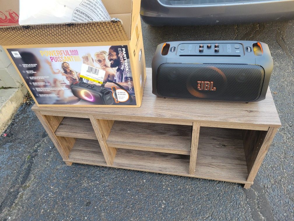 JBL Partybox Used Like New 