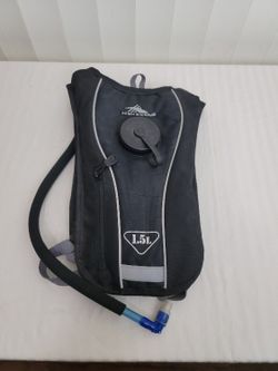 High Sierra 1.5 Litre Hydration Pack For Running Hiking 
