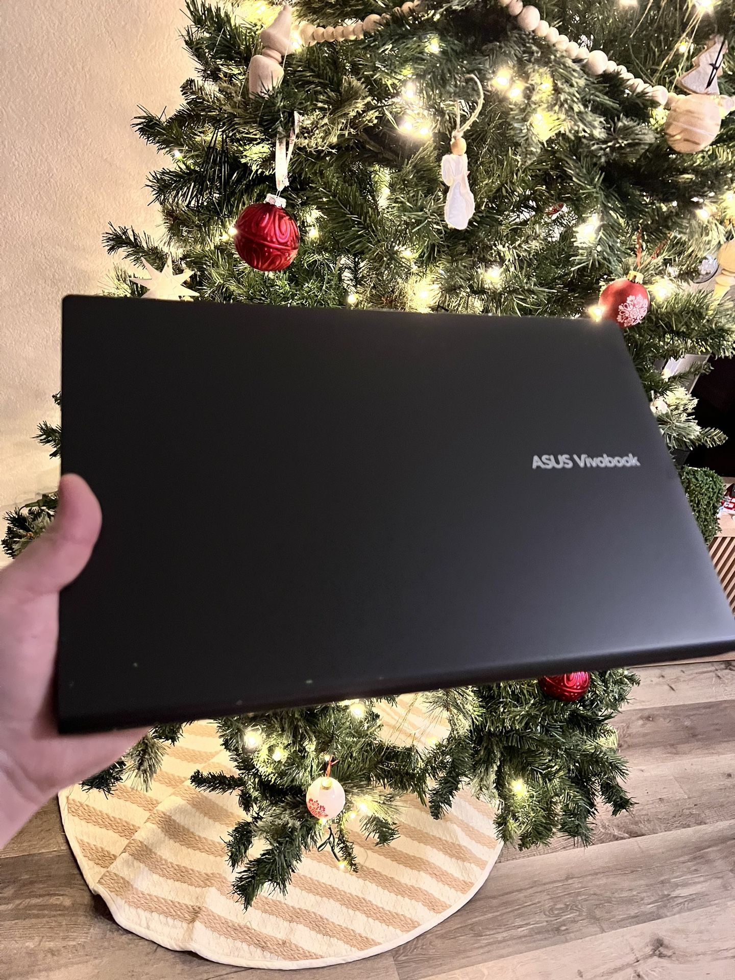 Asus Vivobook Laptop for Creativity