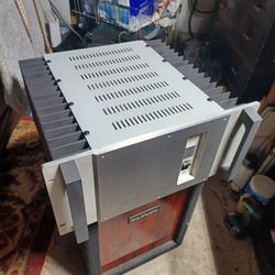 Threshold S/500 Amplifier 