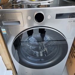 LG WashCombo All-in-One Ventless Washer/Dryer Combo