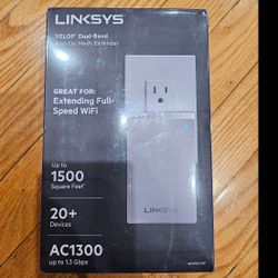 Linksys AC1300 WiFi Extender