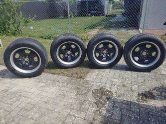 Set of 4 BFGoodrich P245/55R18 Tires and Rims
