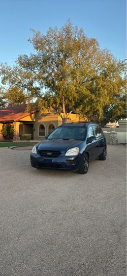 2008 KIA Rondo