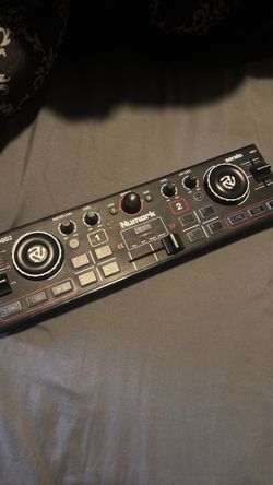 Numark Mixer