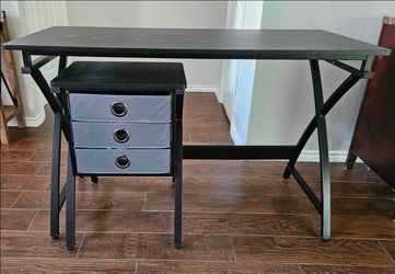 Large Desk and Matching Drawers