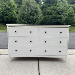 Modern White 6-Drawer Dresser 