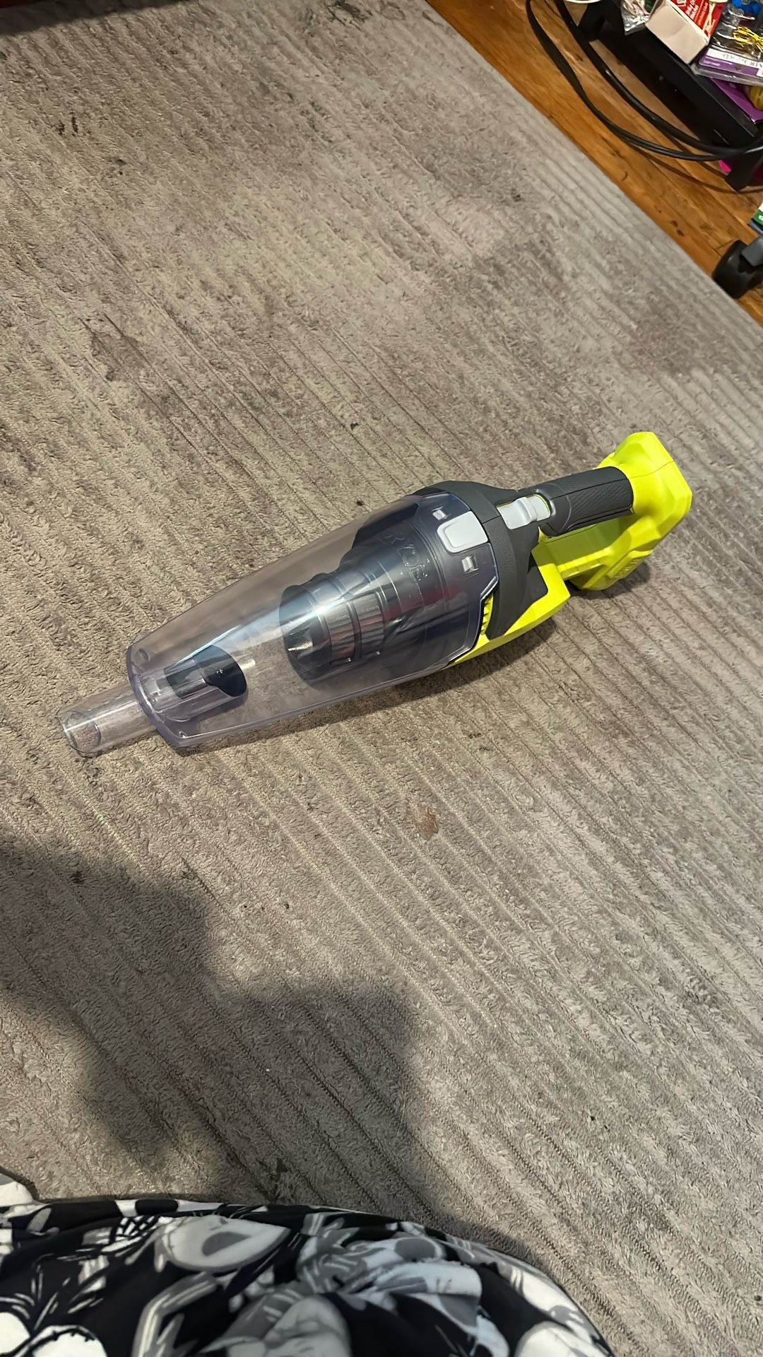 Ryobi one+ vacuum 