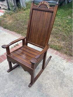 Wood Rocking Chair