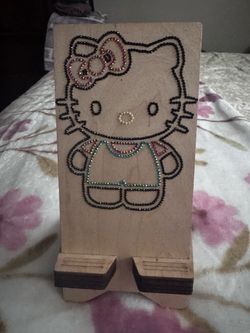 Hello Kitty Wooden Phone Stand