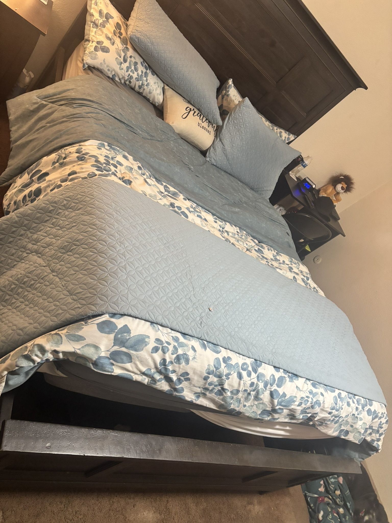 Queen Bed And Frame With Adjustable Frame