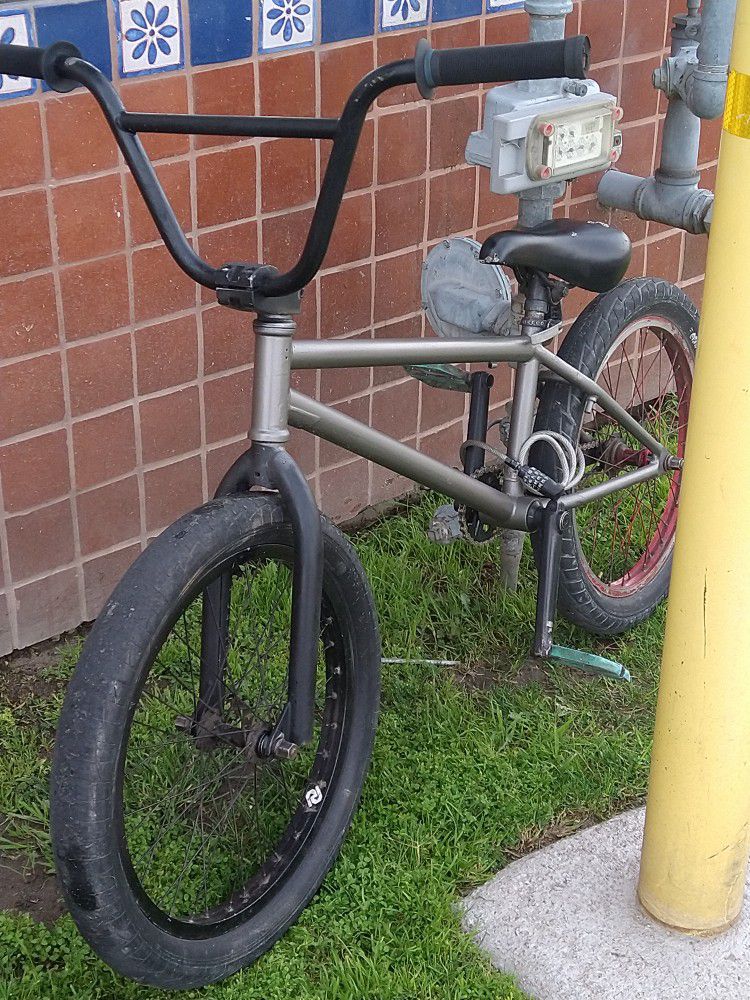 Fit BMX Bike