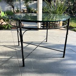 Glass Top Patio Table – Block