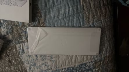 Apple magic key board