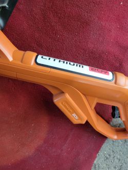 BLACK AND DECKER 20 VOLT TRIMMER TOOL ONLY MISSING SPOOL 
11525 S HALSTED/7111.S WESTERN 
10$  CASH ONLY AS IS