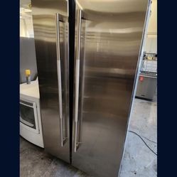 Jennair column set with stainless panels  18” freezer  24 fridge  84 height  24 deep Refrigerator