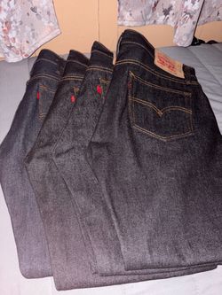 Levi’s size W 36 L 30