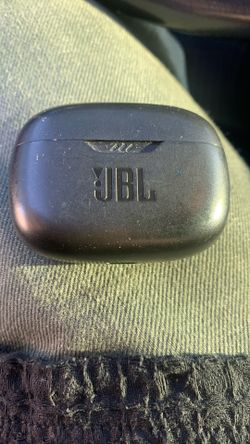 JBL Ear Buds