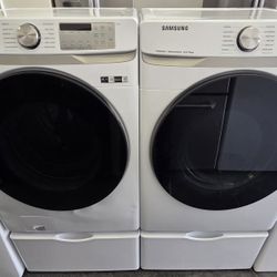 Washer & Gas Dryer 