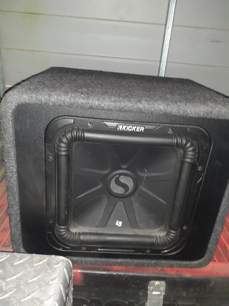 Kicker L3 custom kicker ported box huge kicker amplifier $150
