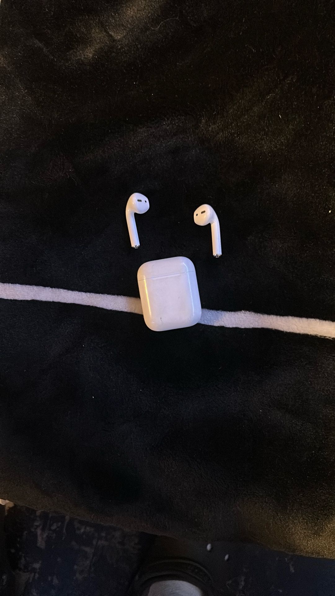 AirPods Gen 1