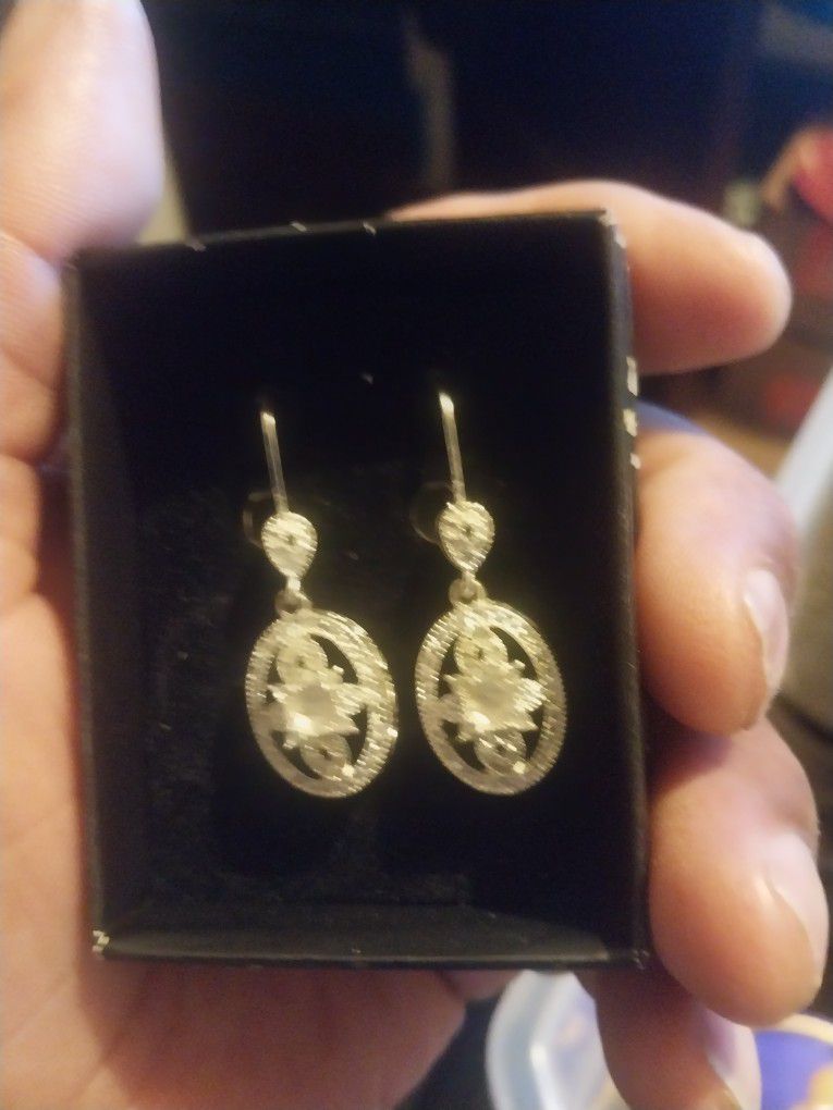 Custom jewelry Earrings.