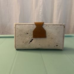 Leather Cowhide Wallet - New.