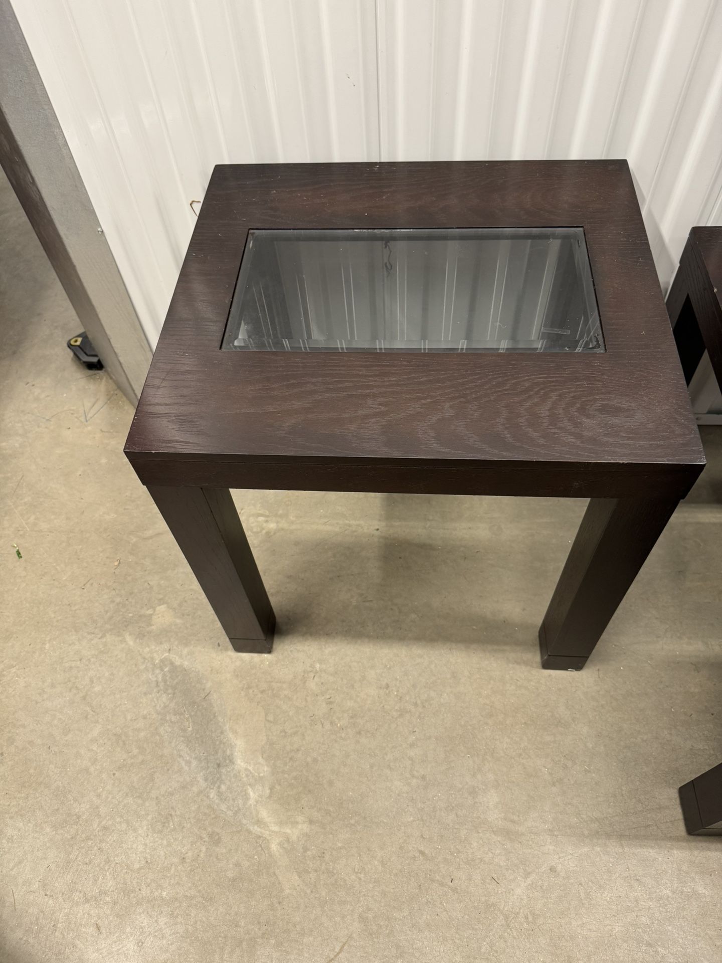 Coffee table set with lamps