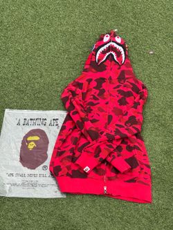 RED BAPE HOODIE SIZE MEDIUM