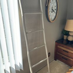 Blanket Ladder
