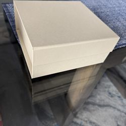 8 New textured gift boxes with magnetic closure - taupe