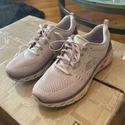 Woman’s Sketchers