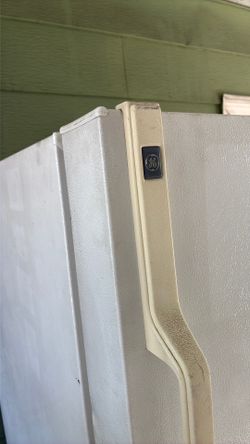 Free refrigerator