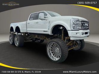 2025 Ford F550 Super Duty Crew Cab & Chassis
