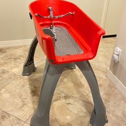 Booster Bath Elevated Dog Bathing & Grooming Center, Medium, Red