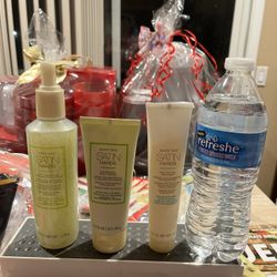 Marykay Satin Hands $40