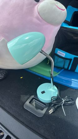 Desk lamp