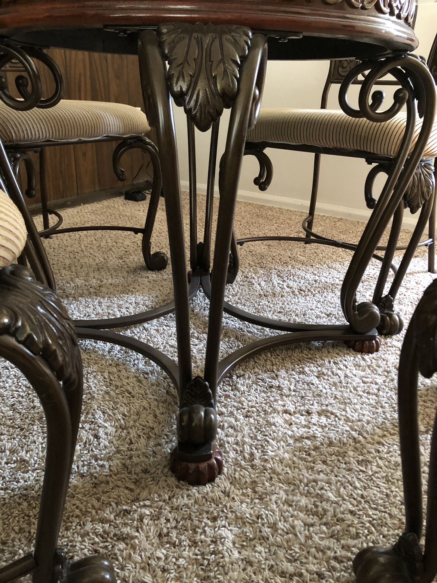 Glass Kitchen Table and Chairs