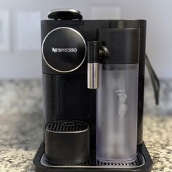 Nespresso Vertuo Lattissima Coffee Machine