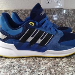 Adidas Shoes Size 9