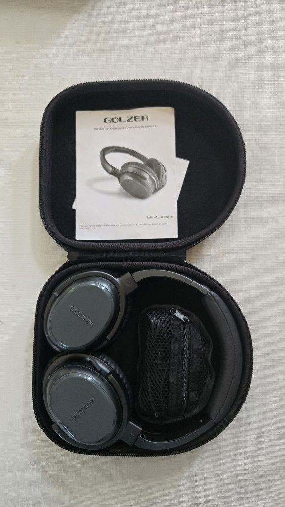 Over Ear Bluetooth Active Noise Canceling Headphones Golzer BANC-50