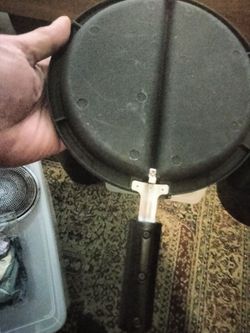 Round Nonstick Stovetop Tortilla Press Pan