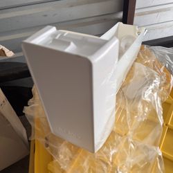 Samsung Ice tray assembly 