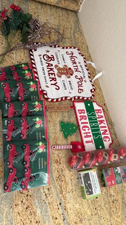 Christmas Décor & Craft Bundle – Baking Signs, Truck Ornaments & More