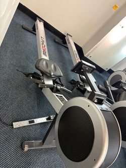 LifeCore rowing machine