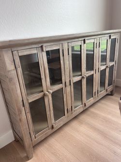 DINING BUFFET W/GLASS DOORS