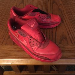 Nike AirMax Size 9.5